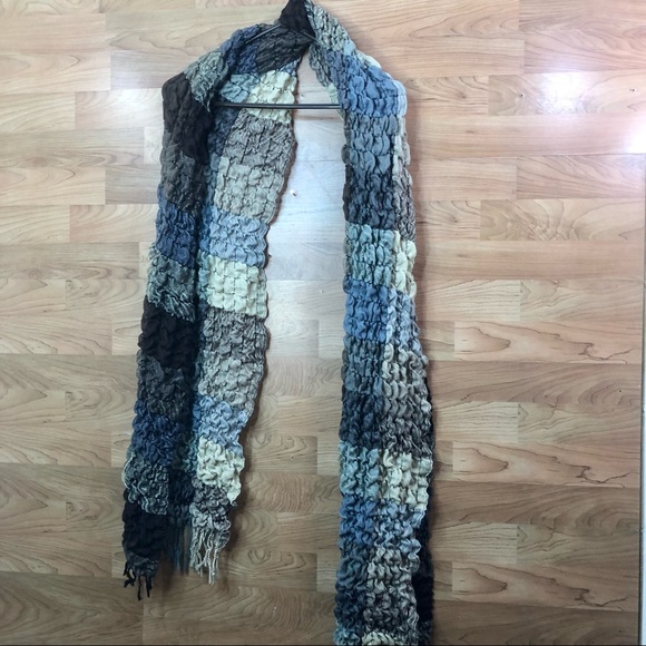 Scrunchy Scarf approximately 85” Long has a few snags but it is very ful… - Picture 1 of 8